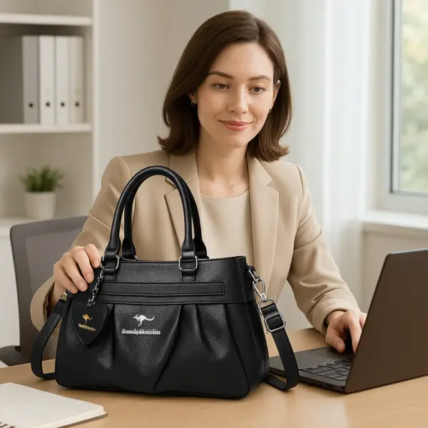 Bolso premium de cuero con detalle corazón - Imagen 2